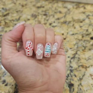 Christmas theme beautifully done by Leon.