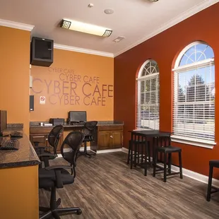 Stay connected at our upgraded business center at our Grandview apartments