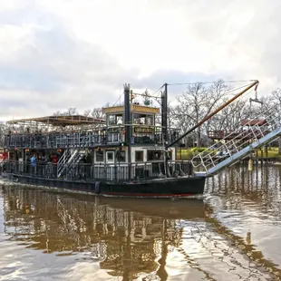 Yellowstone award winning picture