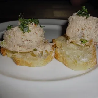 Warm "Deviled" Crab Dip