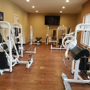 Well lit, lots of Windows throughout the gym.