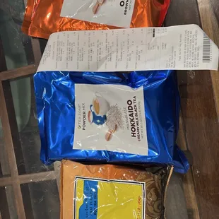 Milk tea powder and Thai tea mix