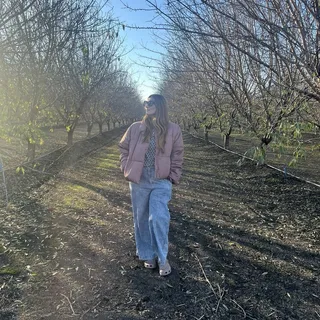Dina J.