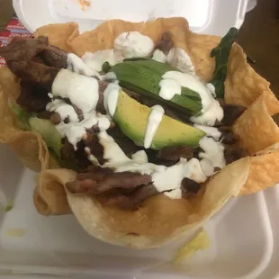Asada taco salad