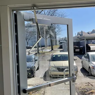 El peor mantenimiento que puede haber. Son muy descuidados en el mantenimiento de las instalaciones