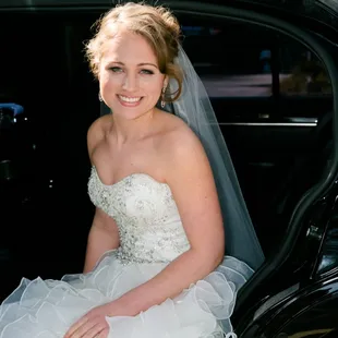 Riverbend offers wedding services.