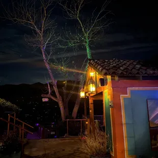 Entrance to public soak