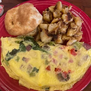 Gardener omelette with hash browns and biscuit