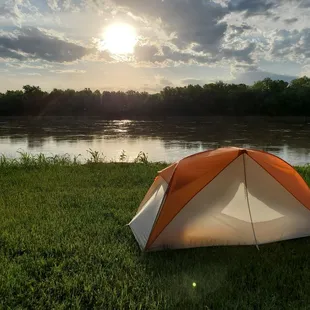 Good morning! Campsite right by the river!
