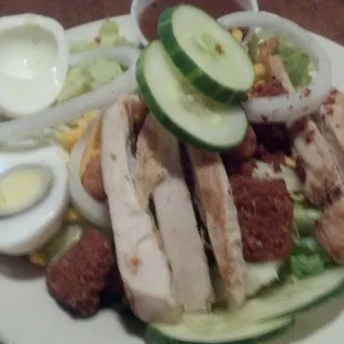 Grilled chicken salad