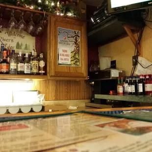 sushi and sashimi, interior
