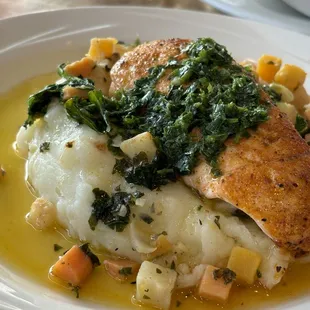 Atlantic Salmon with Mango Salsa, Kale, &amp; Whipped Mashed Potatos (9/10)