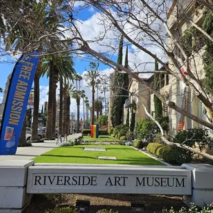 Riverside Art Museum Sign