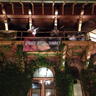 I'm a sucker for live music! Great art walk today.