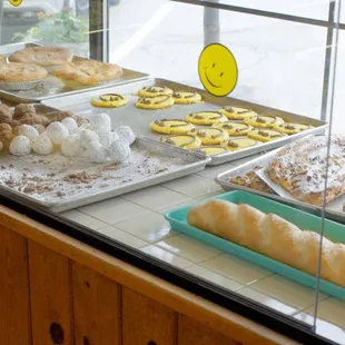 That pecan coffee cake in the top right-hand part of this photo: phenomenal. And for around $10, an absolute steal.