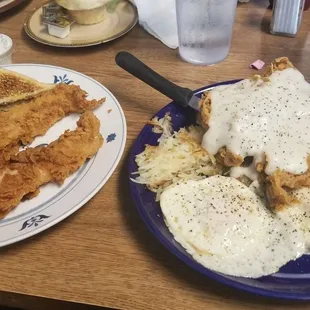 Chicken fried steak breakfast and fried catfish. This place is always delicious. The staff are always attentive.