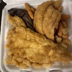 Fish platter with baked potato
