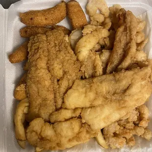 Fish platter with fries.