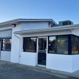 Riverside Food Mart