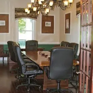Beautiful Board/Meeting Room