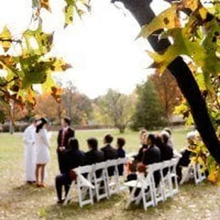 Include Riverside Inn when you make your wedding plans