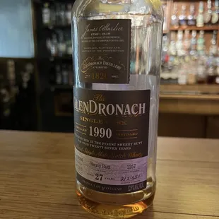 The best Scotch Whiskey I've had to date. Cracked this open 10Nov2020.  https://yelp.to/-0dnGd47h3