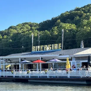 a view of the restaurant from the water