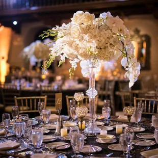 Riverside Mission Florist Wedding Flowers florist in Riverside CA - centerpiece for wedding flowers at The Mission Inn