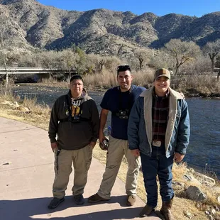 Shout out to Hookem An Bookem Outdoors. Check them out on YouTube