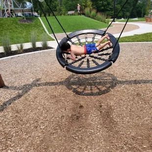 Cool round swing.