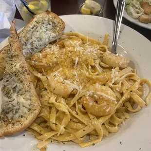 Shrimp Alfredo