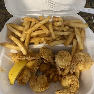 Clam Strips &amp; Shrimp Platter