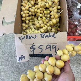 Yellow dates