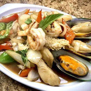 66.Spicy Seafood