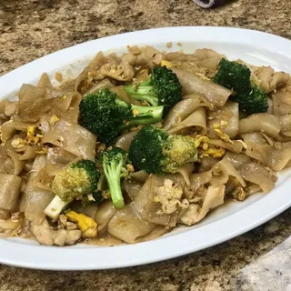 52. Pad See Ew