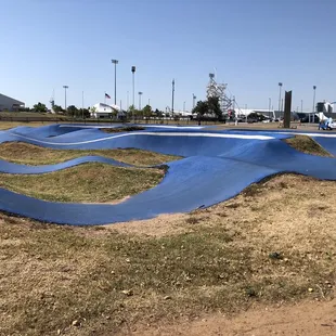 Pump track