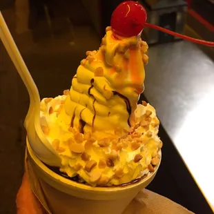 &quot;Extra&quot; Hot Fudge Sundae