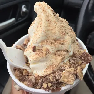 Small twist in a cup with Heath bar