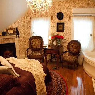 Lewis Carroll Bedchamber