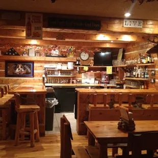 the bar and dining area