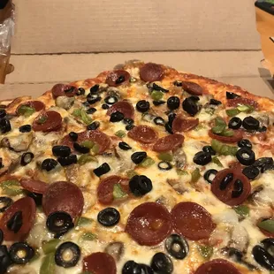 The Christmas Tree pizza