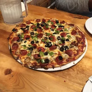 The Christmas tree pizza