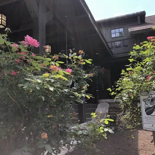 The entrance of DuPont Lodge... the restaurant is downstairs.