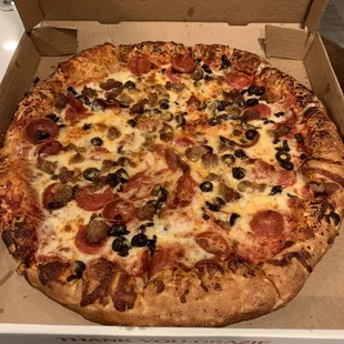 Delicious pizzas at a good price. Pepperoni, Italian sausage and black olive