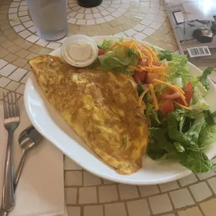Huge omelette and subbed salad for $7.50!