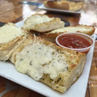 Cheesy Garlic Bread