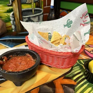 Chips and salsa