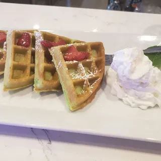 Vietnamese Coconut Milk Waffle