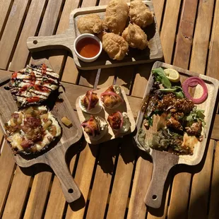 4 amazing starters - never disappointed and friendly service.