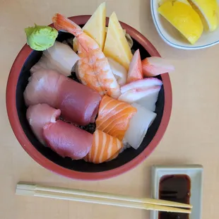Chirashi Lunch Special